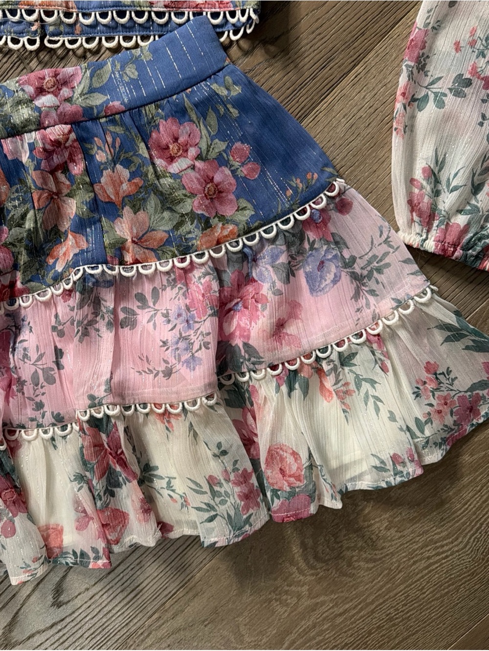 Altar'd State Pink Floral Sheer Lace-Trim Top and Matching Skirt Set. XS - Picture 5 of 6